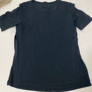 Lululemon short sleeve top